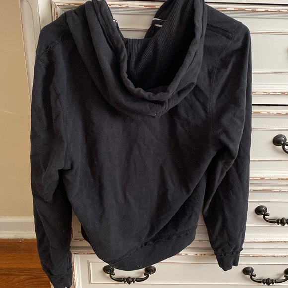 USED - Picture 2 of 2